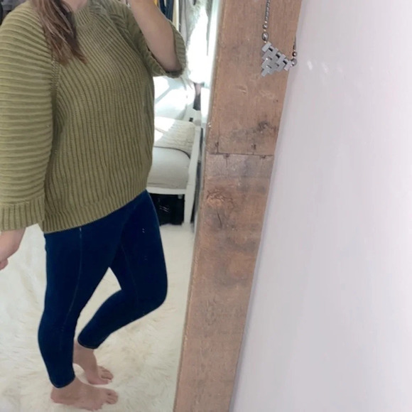 Maeve by Anthropologie green knit sweater size medium - Picture 3 of 9